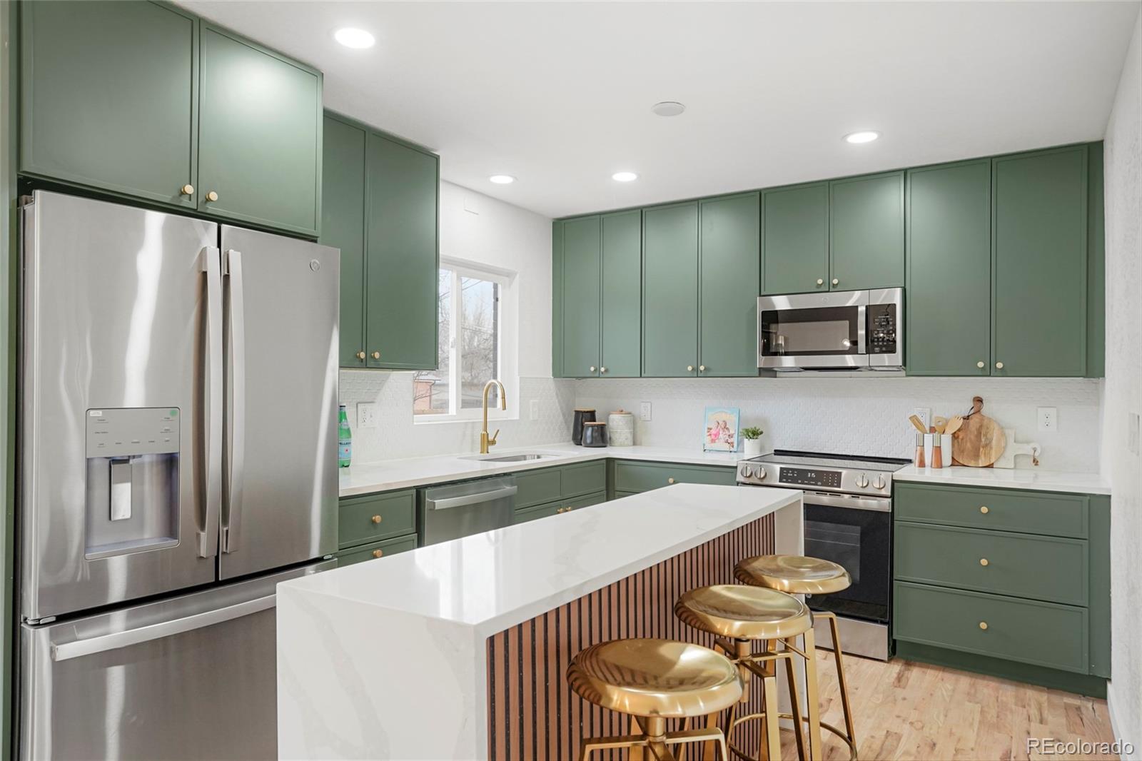6836 Newcombe Street Arvada CO 80004