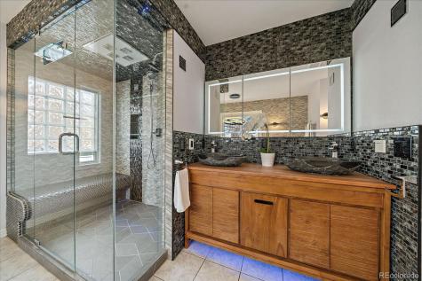 6805 S Harrison Street Centennial CO 80122