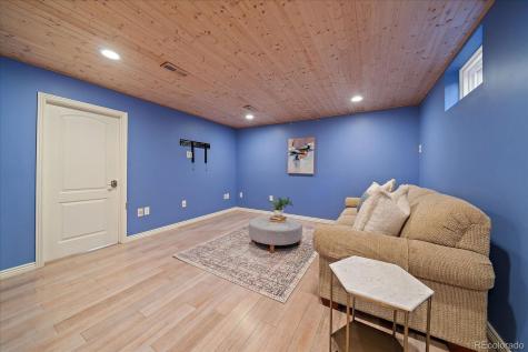 6805 S Harrison Street Centennial CO 80122