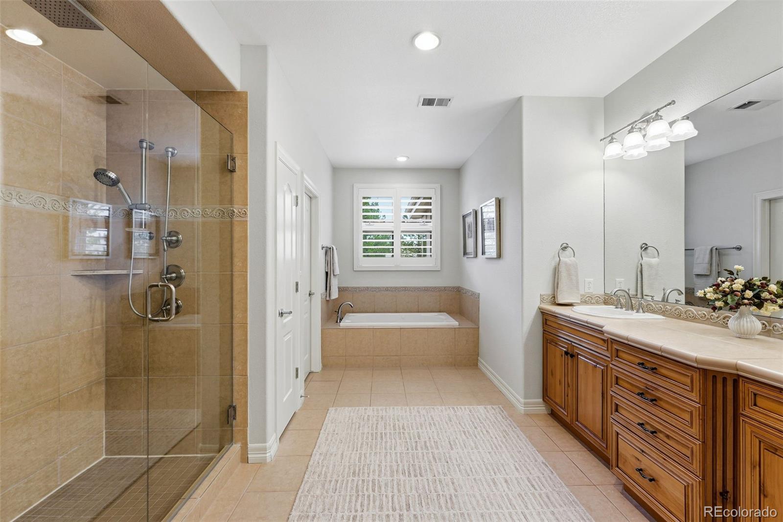 10258 Dowling Way Highlands Ranch CO 80126