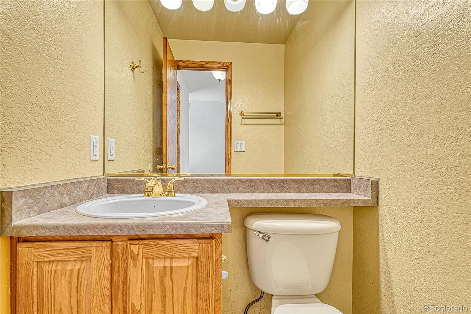 13808 Hudson Way Thornton CO 80602