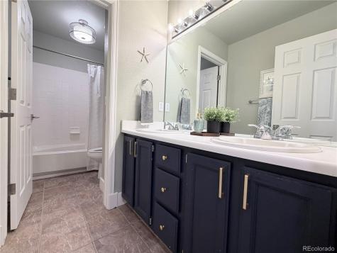 5381 S Dunkirk Way Centennial CO 80015