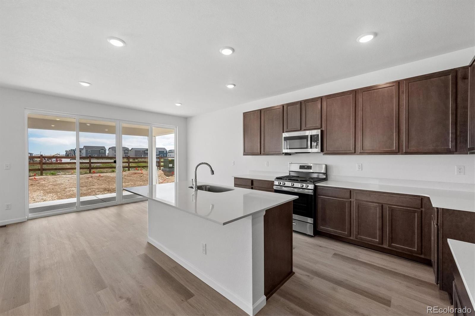45950 Wood Thrush Avenue Bennett CO 80102