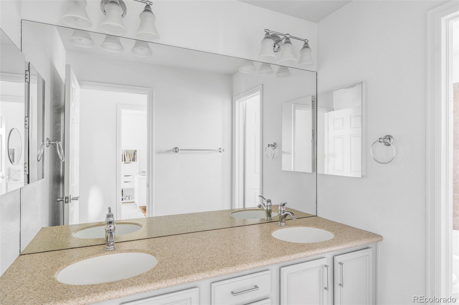 16698 Canby Way Broomfield CO 80023