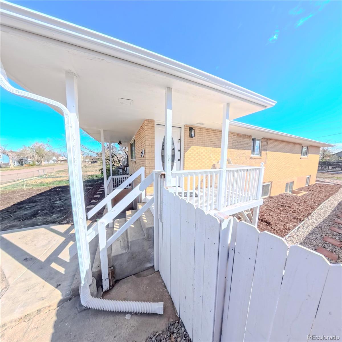 432 3rd Avenue Deer Trail CO 80105