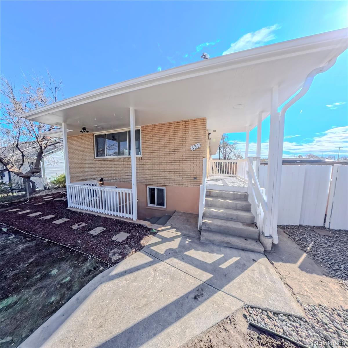 432 3rd Avenue Deer Trail CO 80105