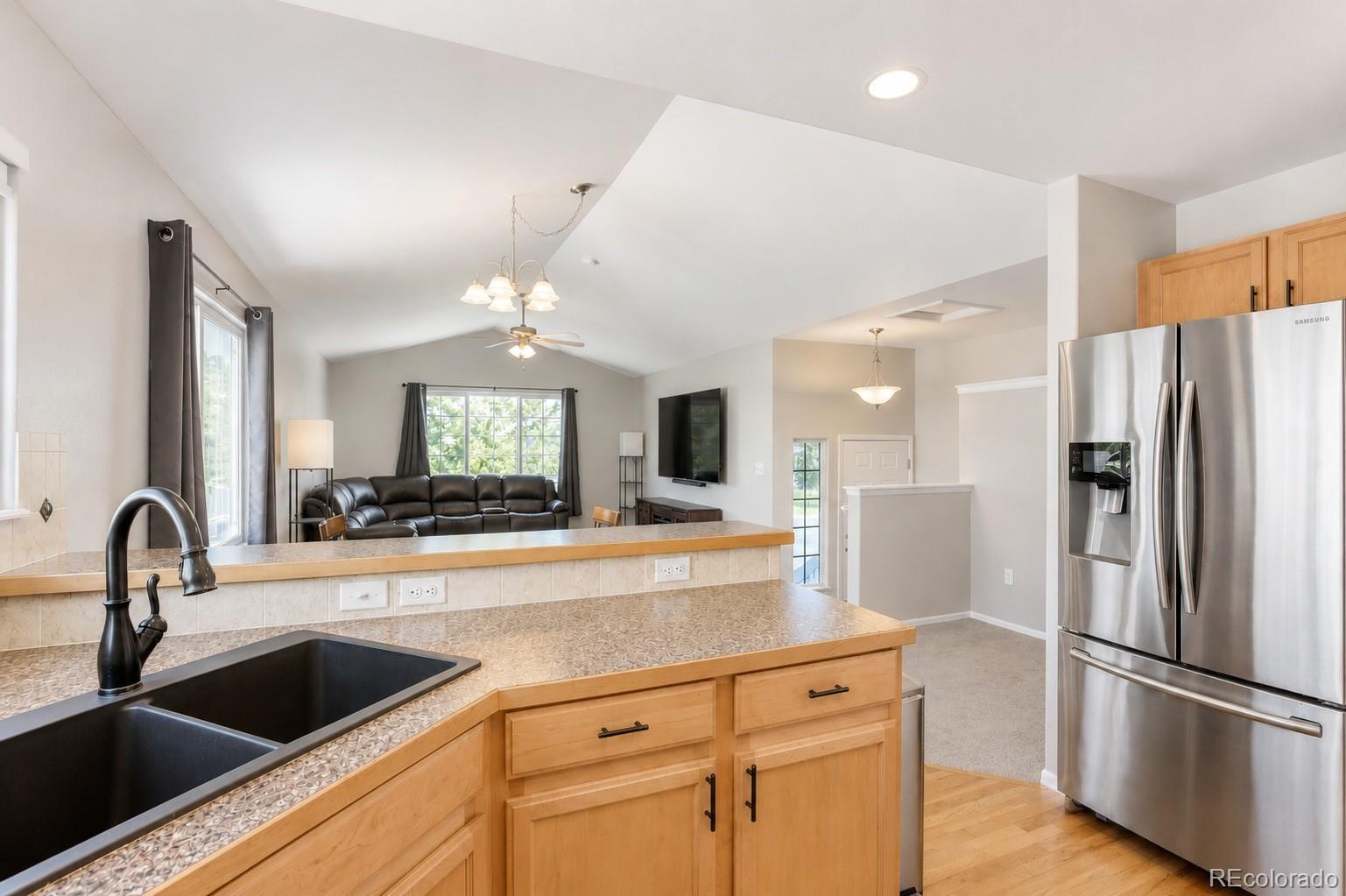 212 Sycamore Avenue Johnstown CO 80534