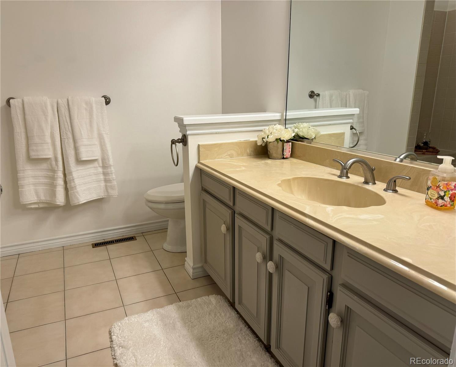 7748 S Forest Court Centennial CO 80122