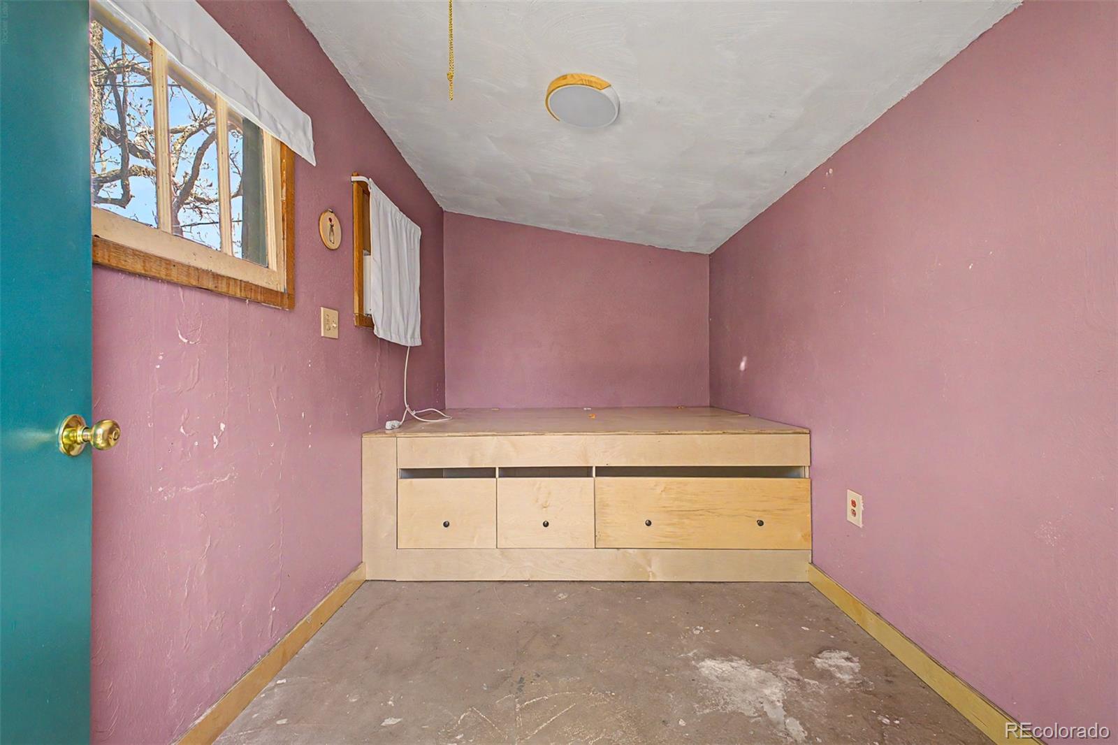 1962 S Logan Street Denver CO 80210