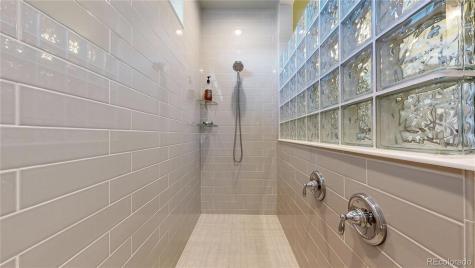 8605 S Zante Court Aurora CO 80016