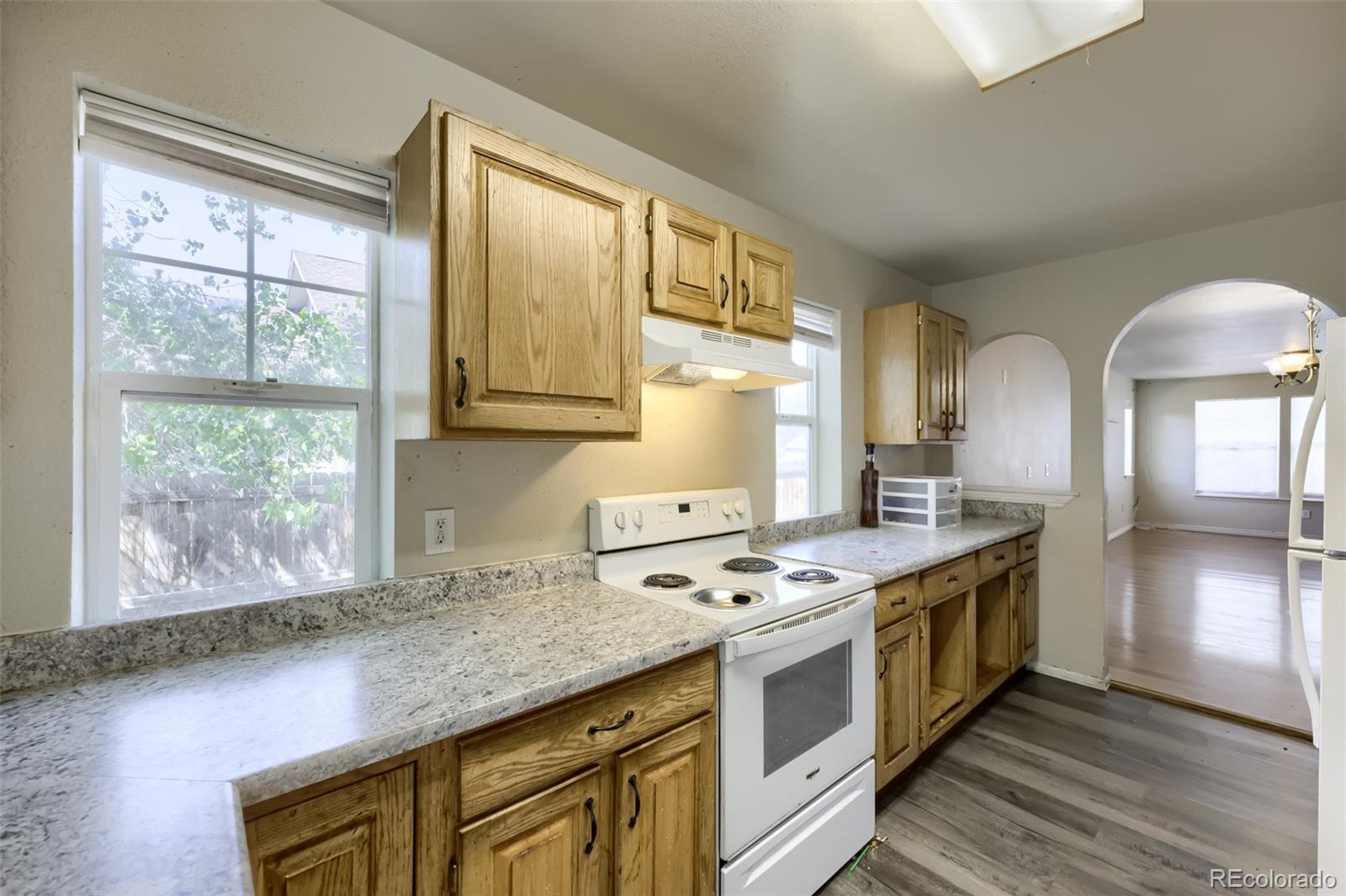 1852 Eagle Street Aurora CO 80011