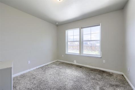 1852 Eagle Street Aurora CO 80011