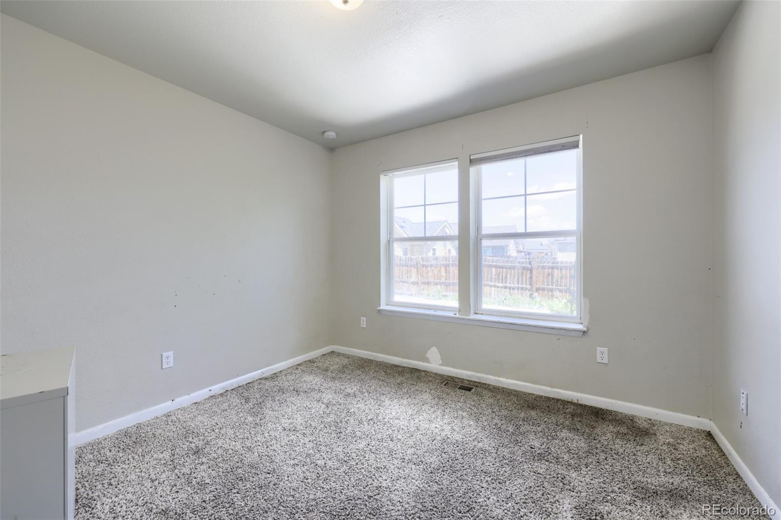 1852 Eagle Street Aurora CO 80011