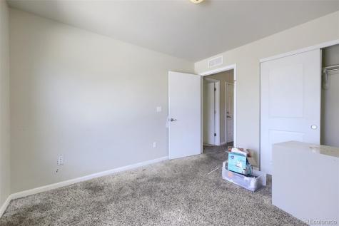 1852 Eagle Street Aurora CO 80011