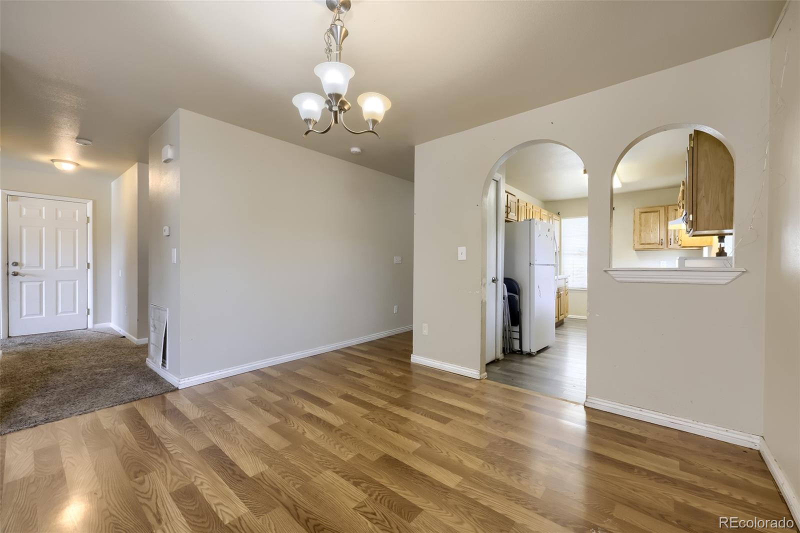 1852 Eagle Street Aurora CO 80011