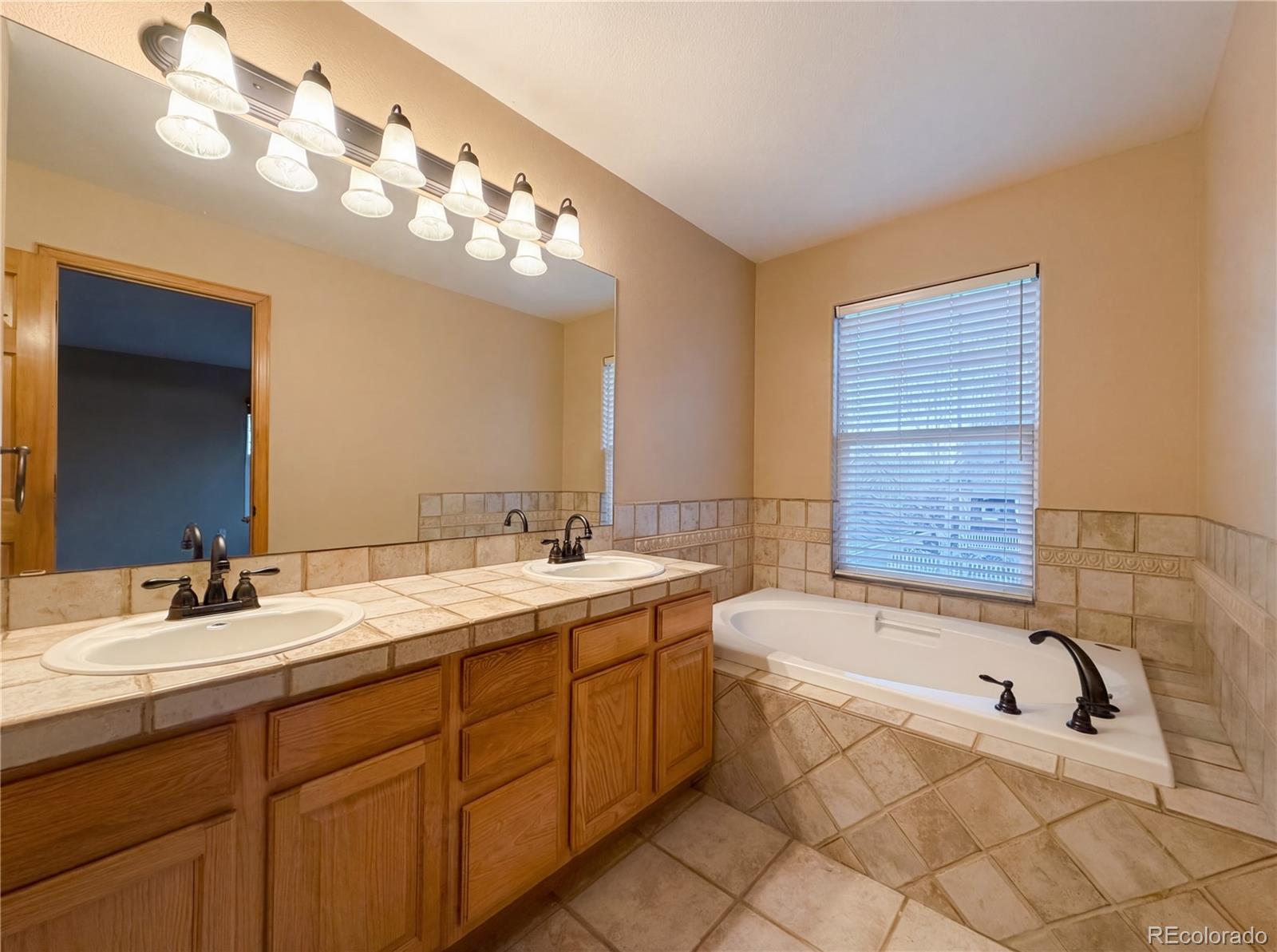 231 Maggie Street Longmont CO 80501