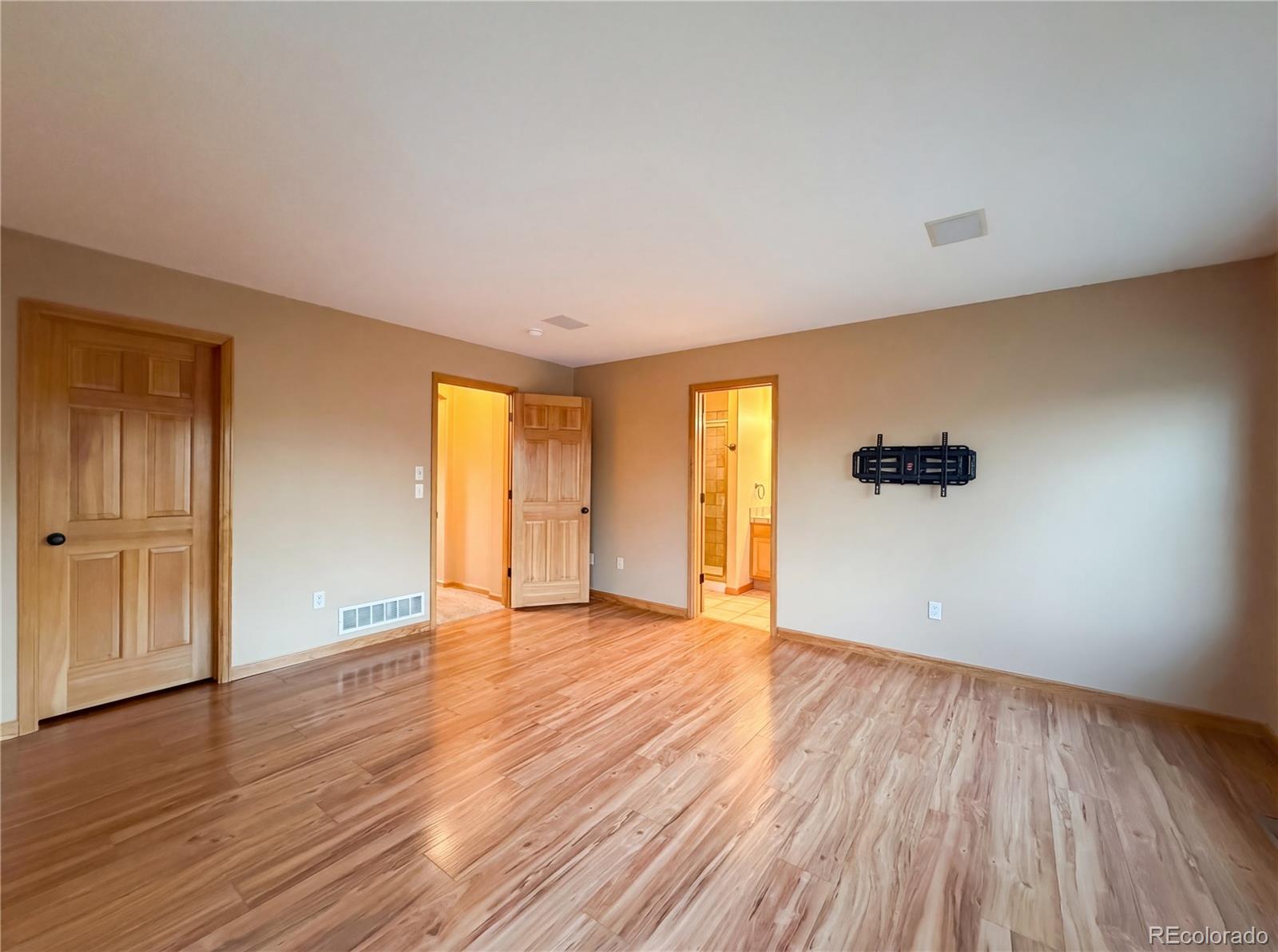 231 Maggie Street Longmont CO 80501