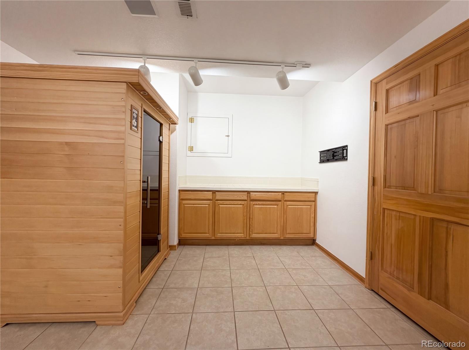 231 Maggie Street Longmont CO 80501