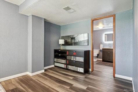 9515 S Estes Way Littleton CO 80127