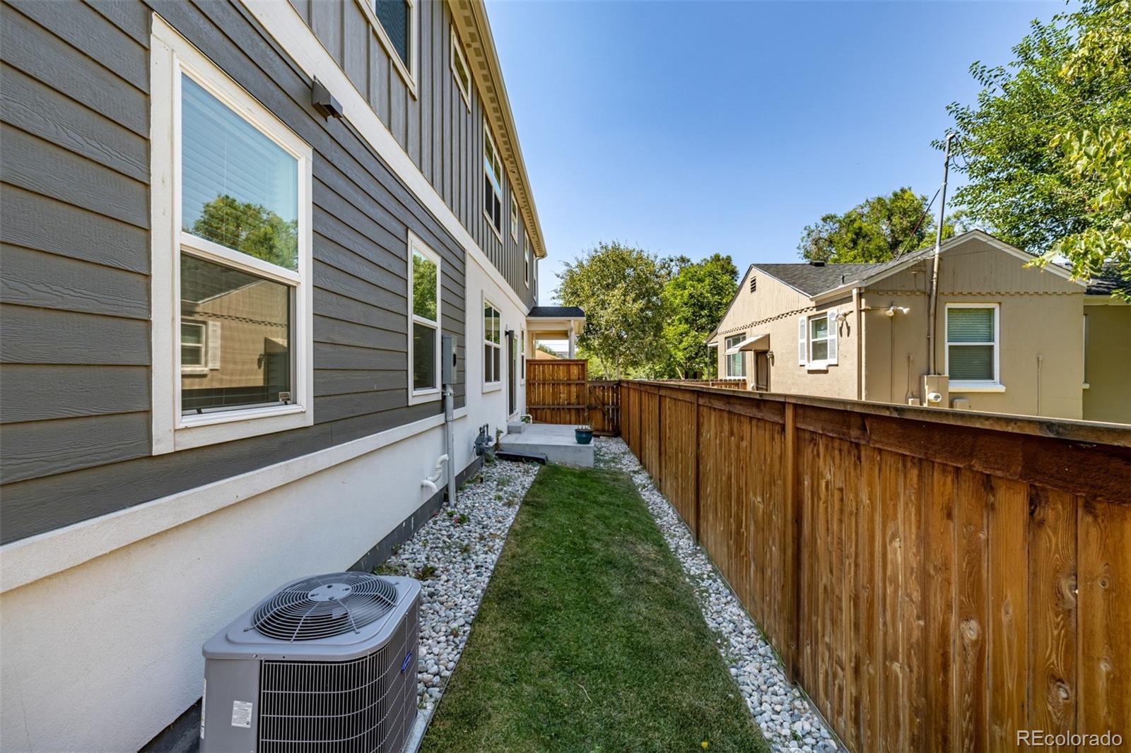 2858 S Delaware Street Englewood CO 80110