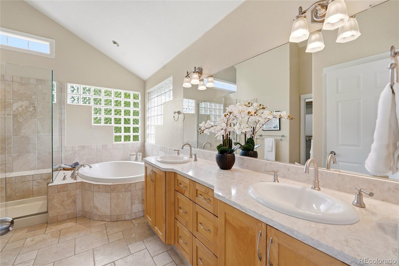 6566 S Madison Court Centennial CO 80121