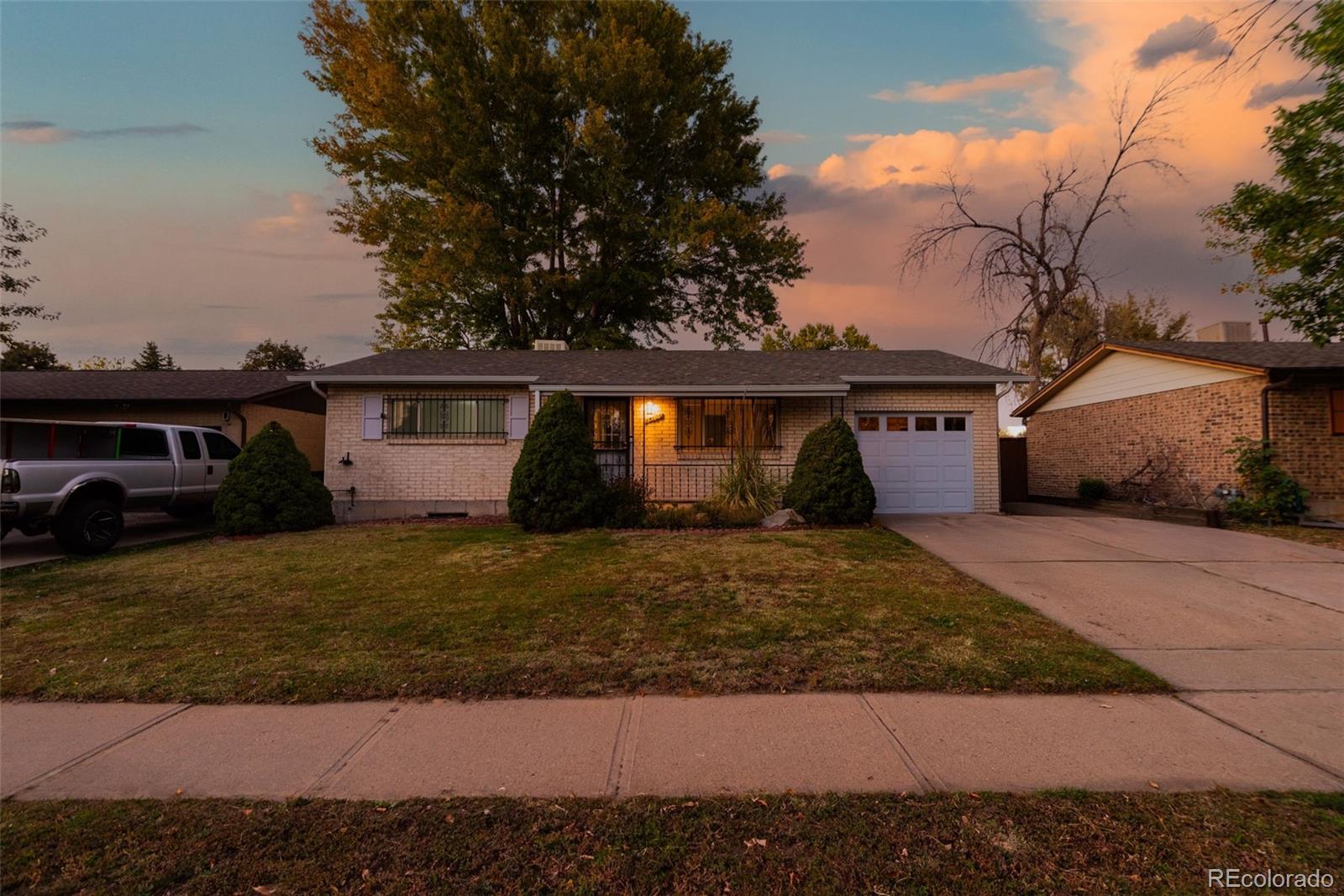 15105 Maxwell Place Denver CO 80239