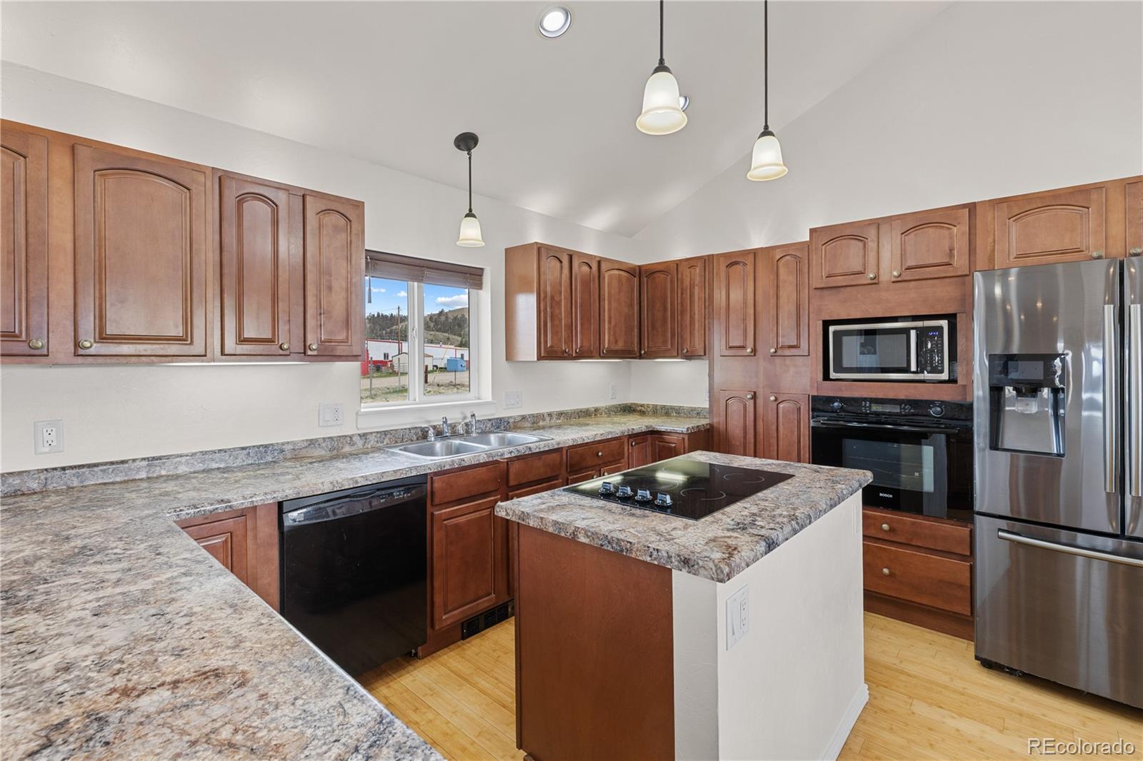 89 Midland Avenue Hartsel CO 80449