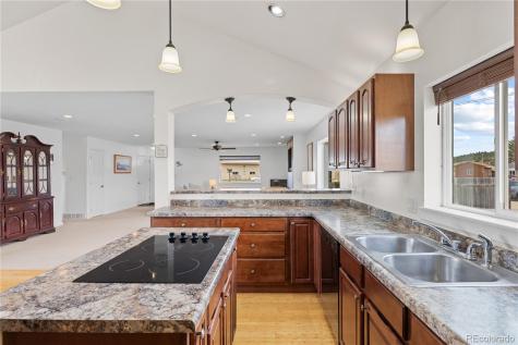 89 Midland Avenue Hartsel CO 80449