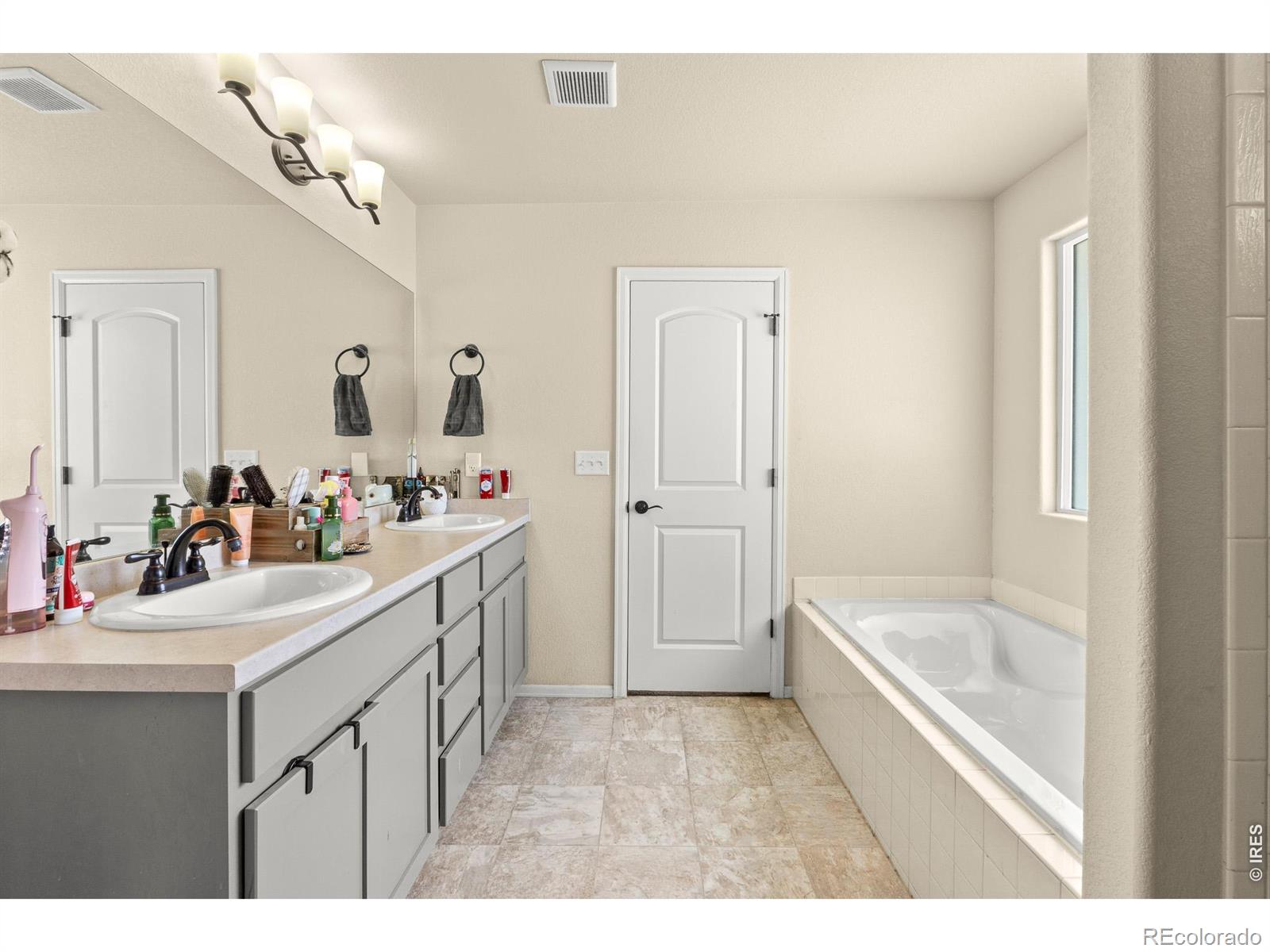 8847 16th St Road Greeley CO 80634