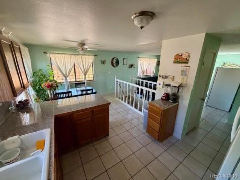 2077 Kingston Street Aurora CO 80010