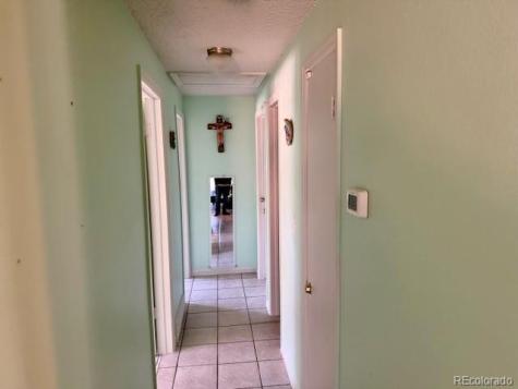 2077 Kingston Street Aurora CO 80010