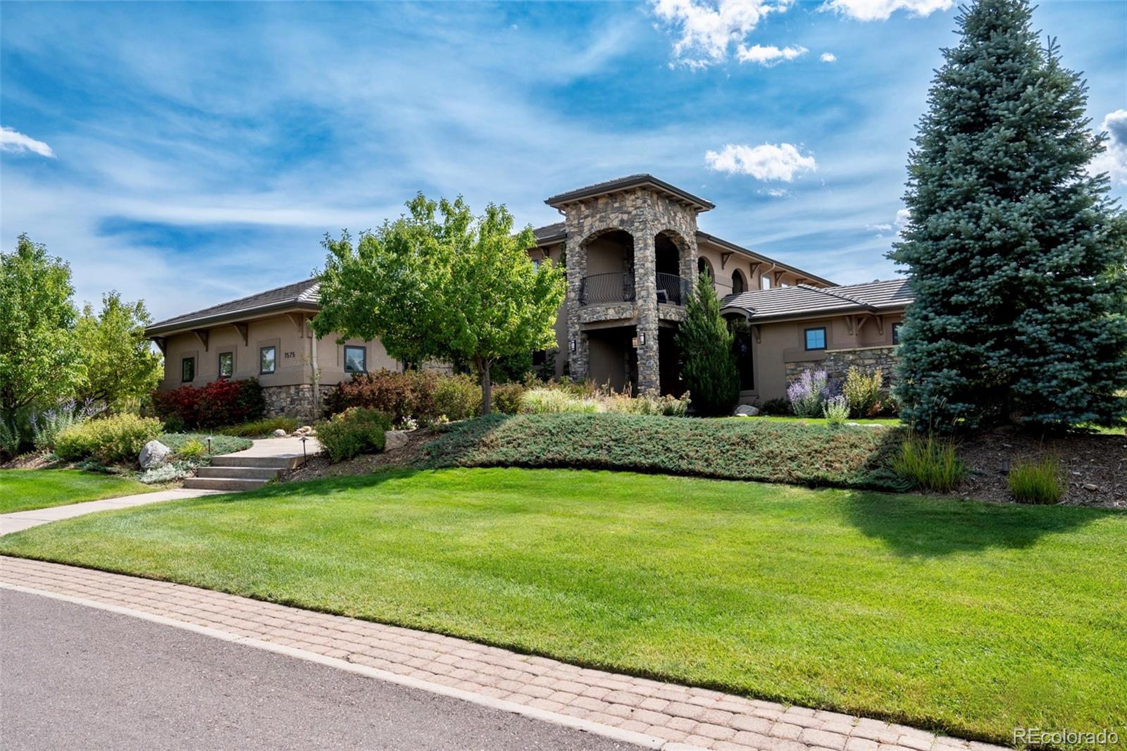 1575 Vine Cliff Heights Colorado Springs CO 80921