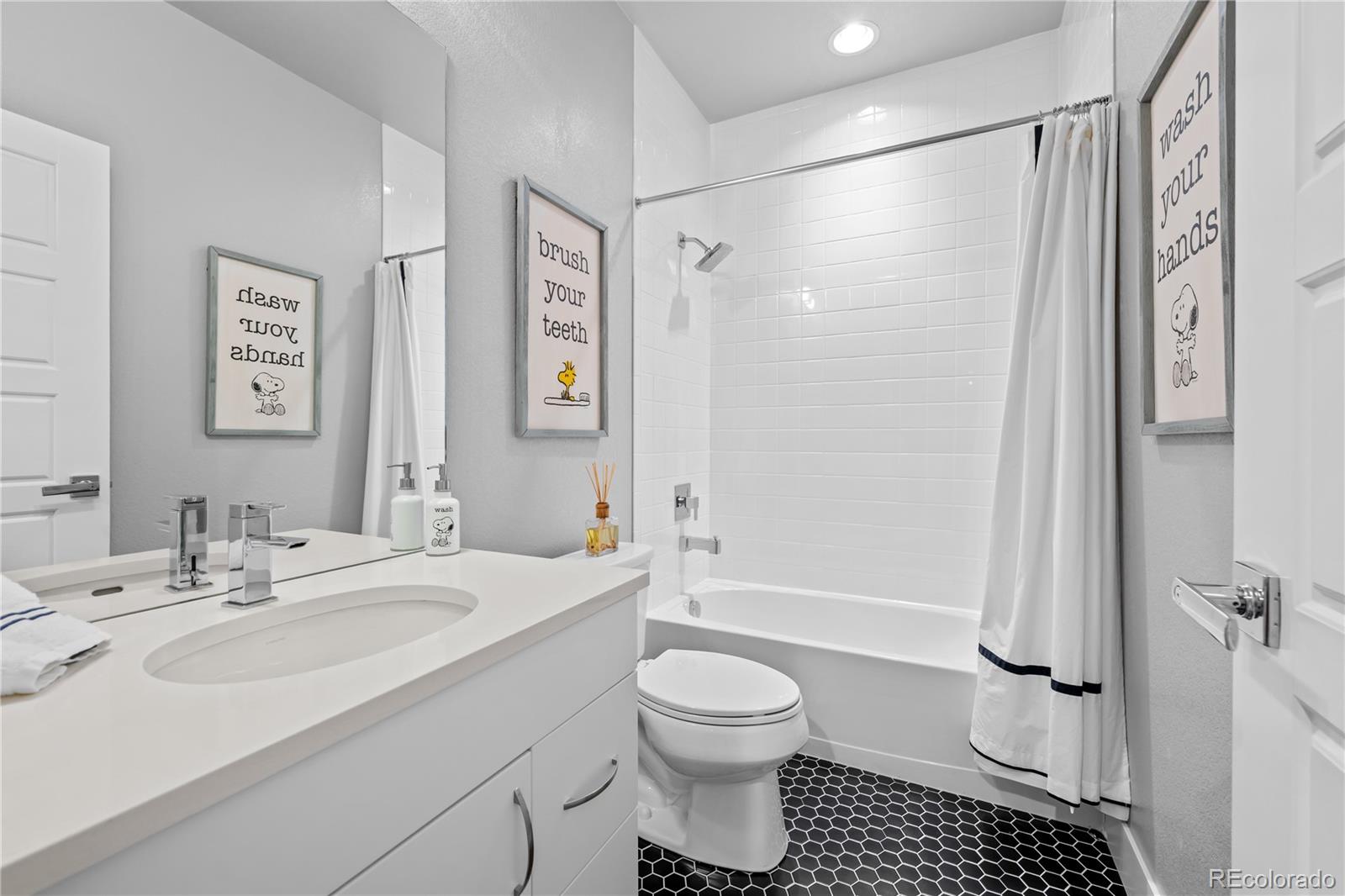 8659 E 54th Avenue Denver CO 80238