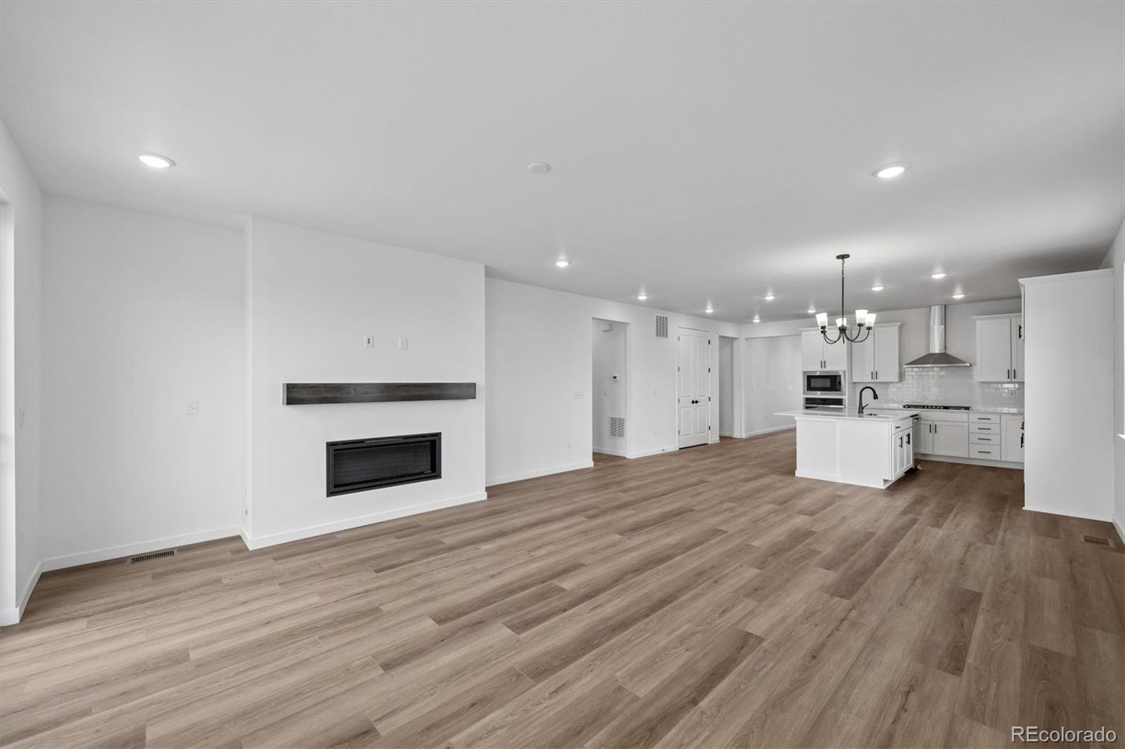 2122 S Irvington Street Aurora CO 80018