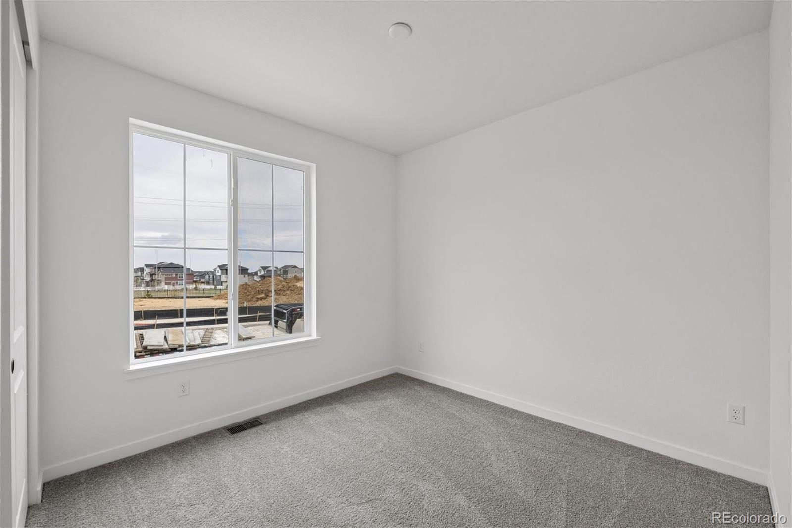 2122 S Irvington Street Aurora CO 80018