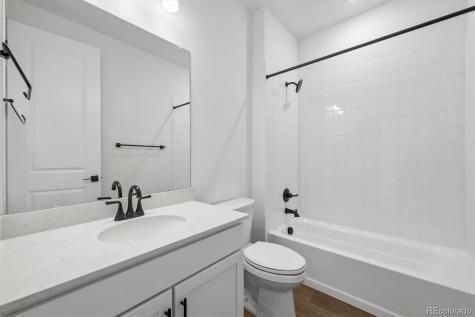2122 S Irvington Street Aurora CO 80018