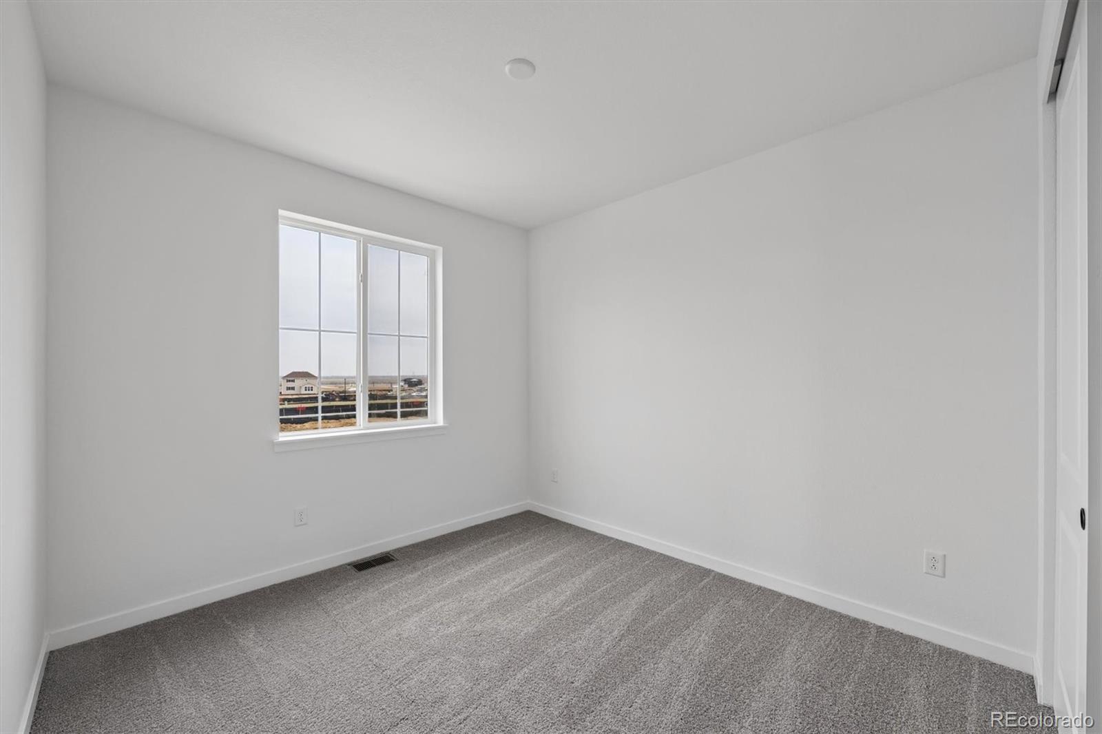 2122 S Irvington Street Aurora CO 80018