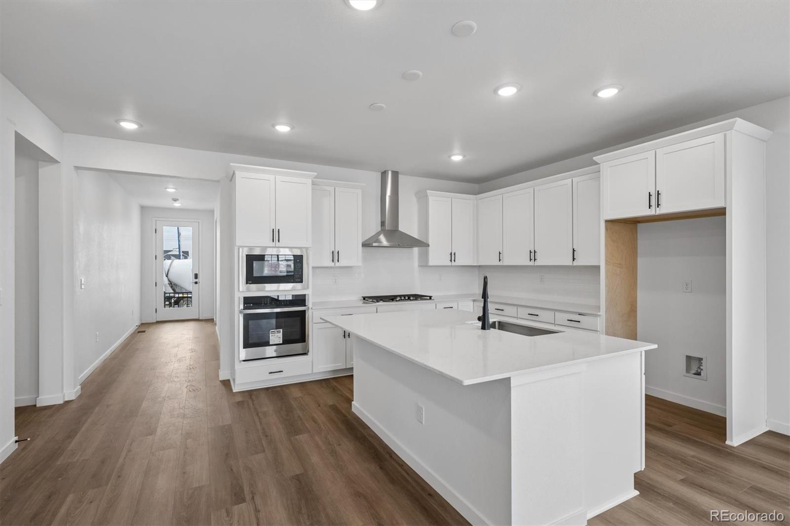 2122 S Irvington Street Aurora CO 80018