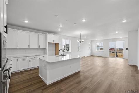 2122 S Irvington Street Aurora CO 80018