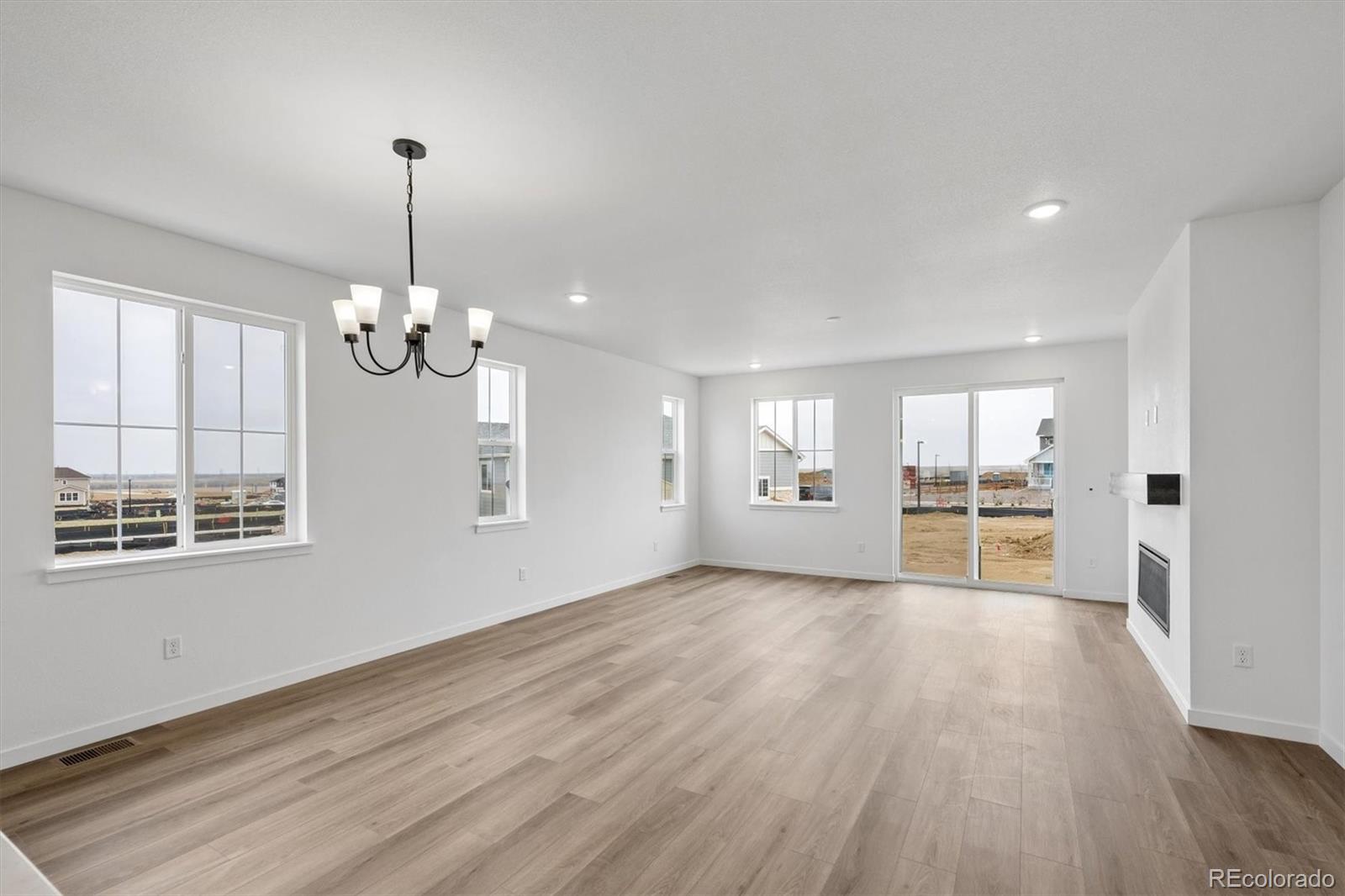 2122 S Irvington Street Aurora CO 80018