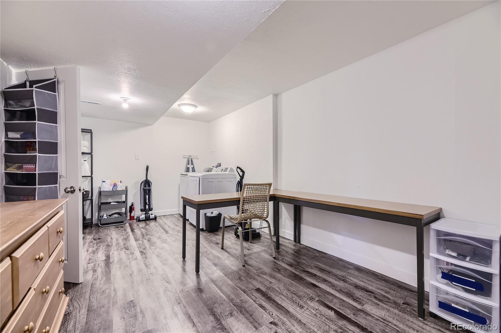 1152 S Vivian Street Lakewood CO 80228