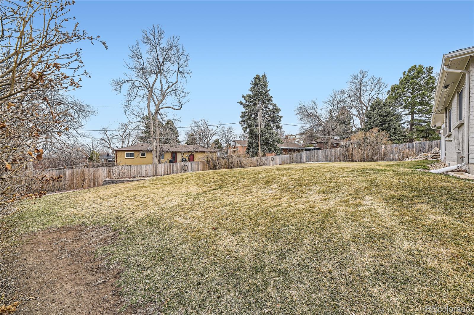 1152 S Vivian Street Lakewood CO 80228