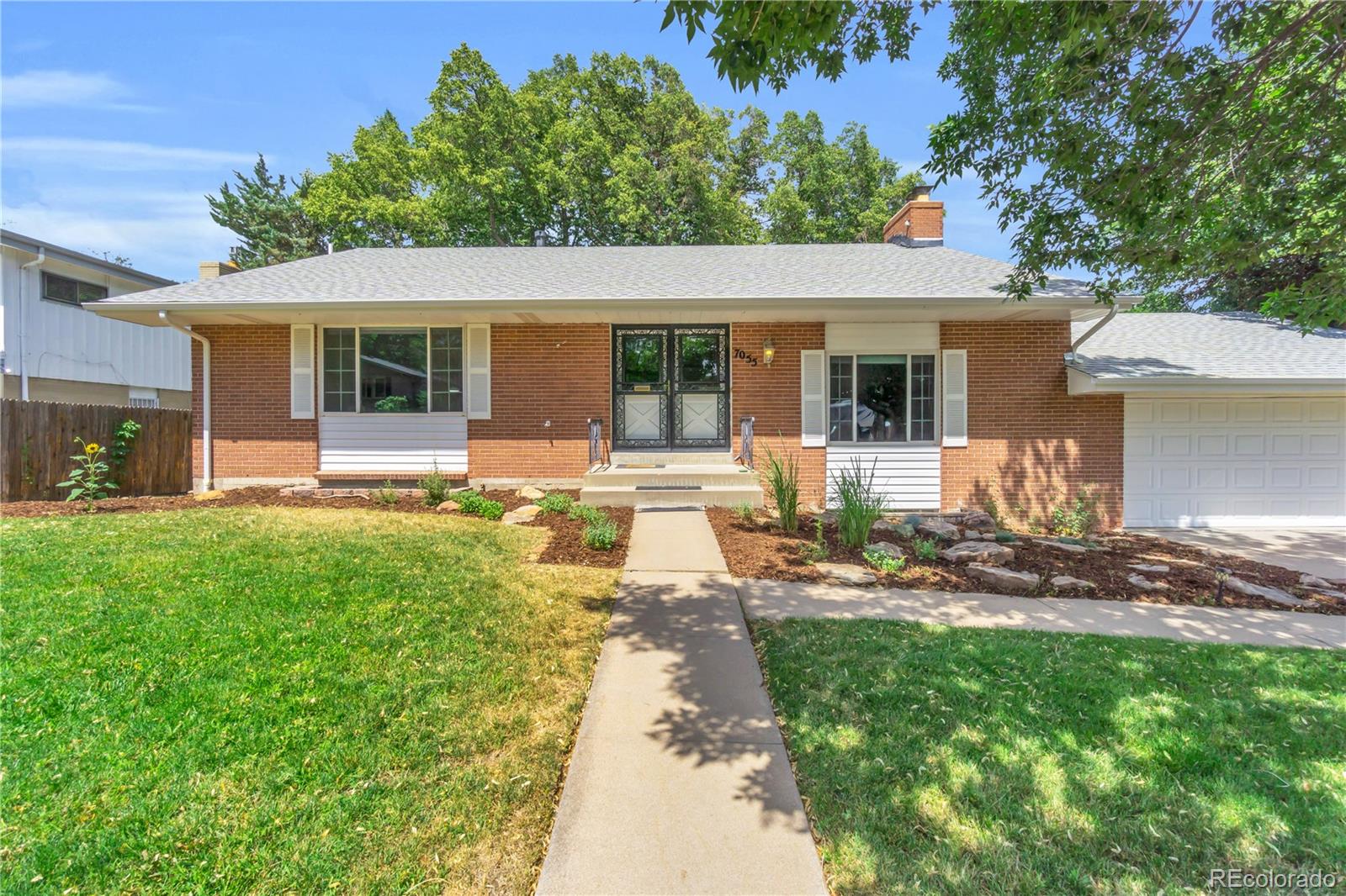 7055 S Costilla Street Littleton CO 80120