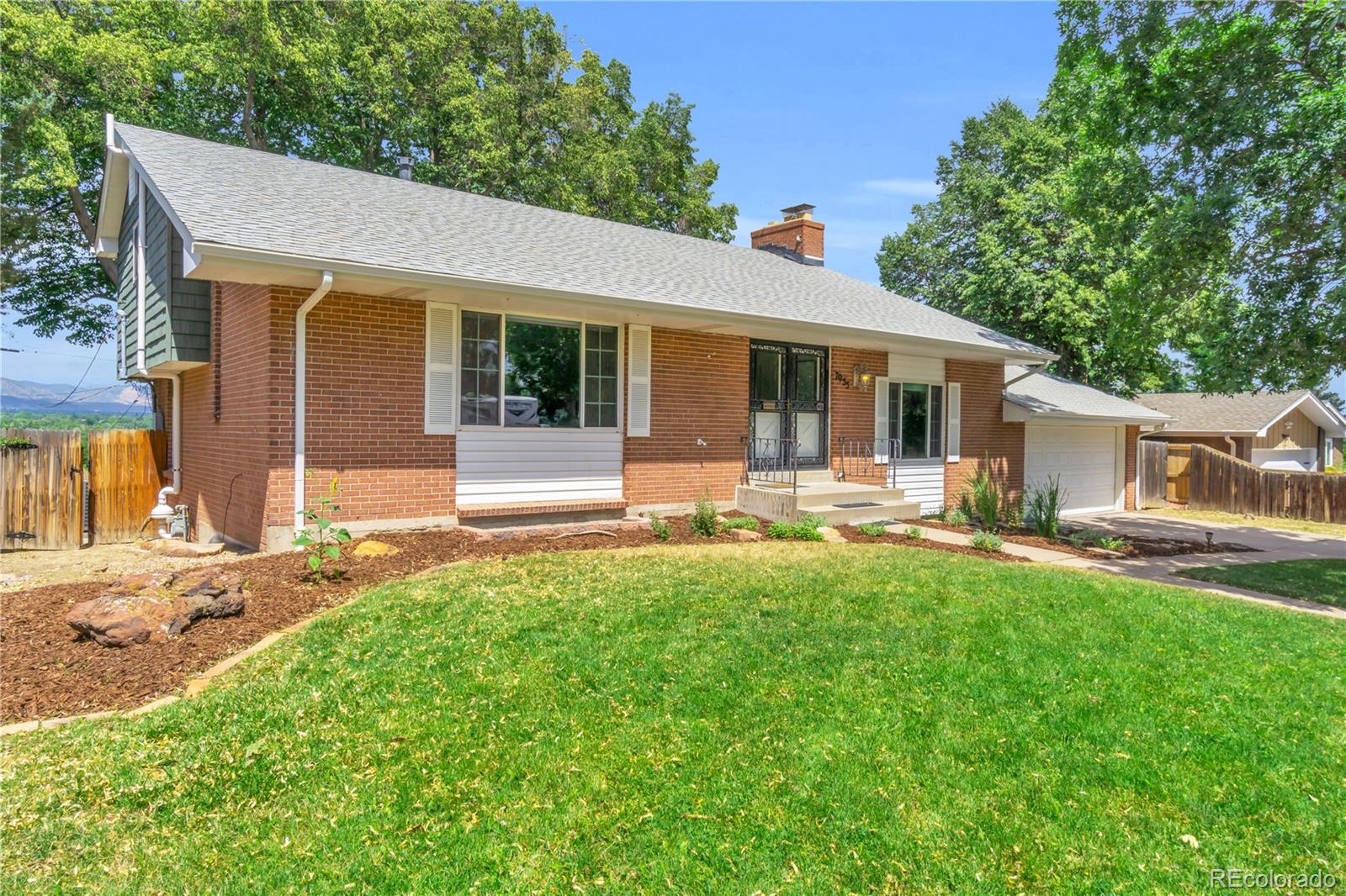 7055 S Costilla Street Littleton CO 80120