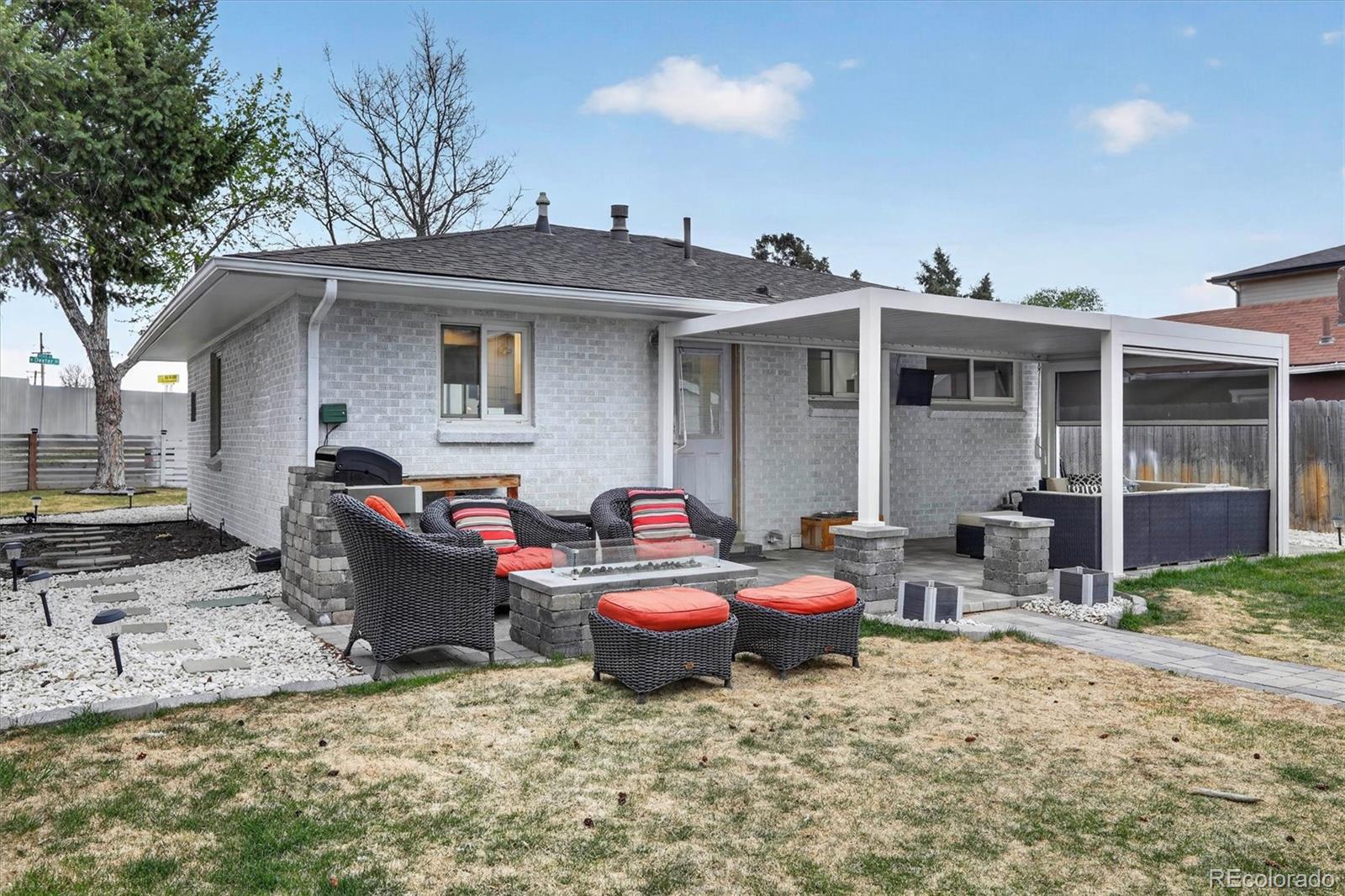 2201 S Dexter Street Denver CO 80222