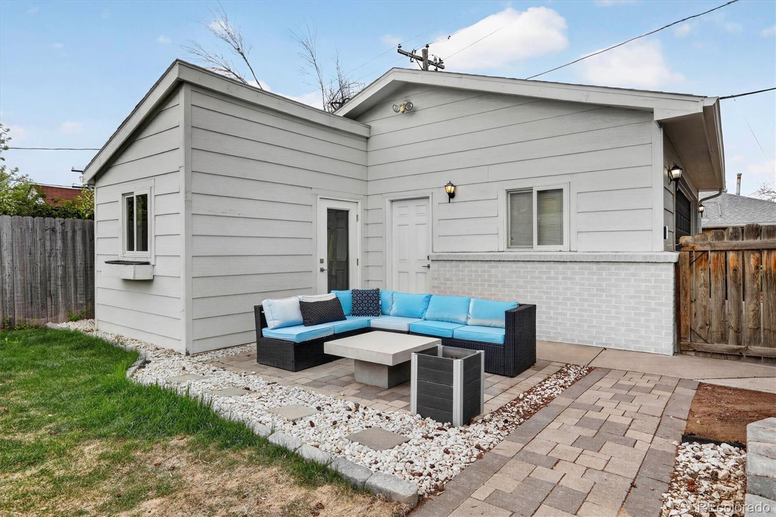 2201 S Dexter Street Denver CO 80222