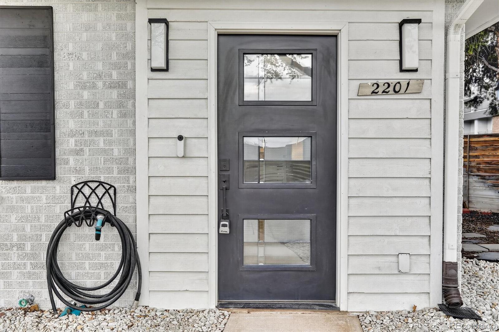 2201 S Dexter Street Denver CO 80222