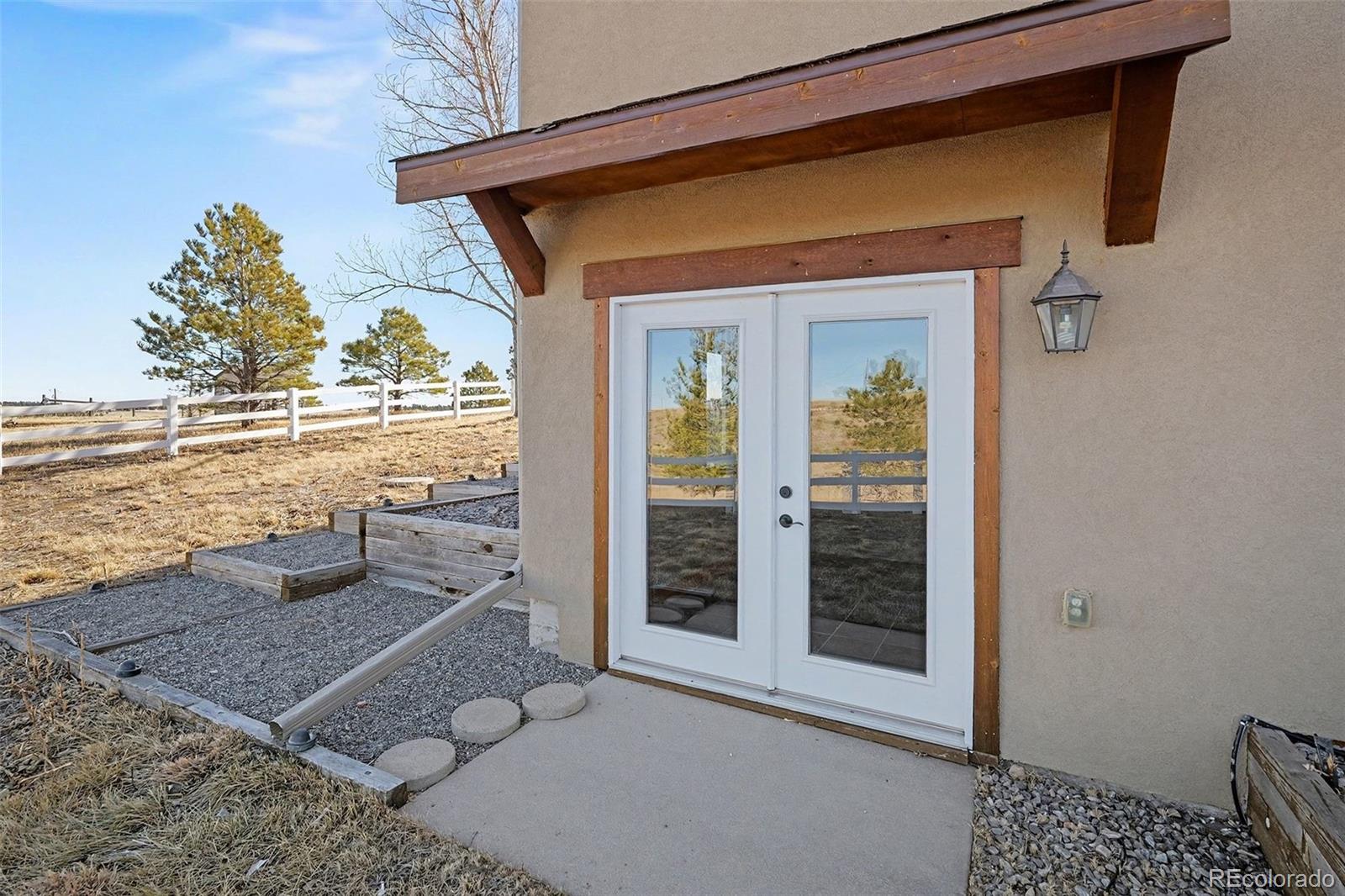 39475 Jo Circle Elizabeth CO 80107