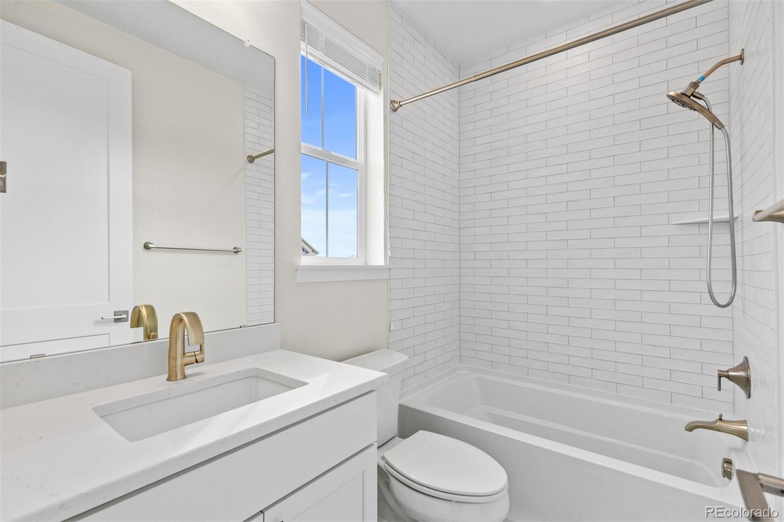 6907 Sunstrand Court Castle Pines CO 80108