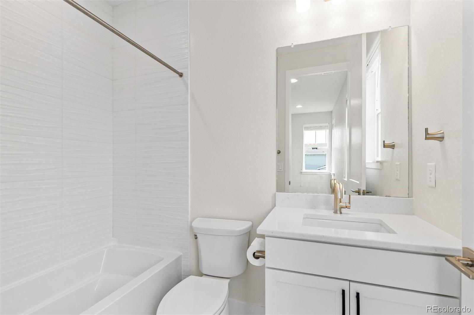 6907 Sunstrand Court Castle Pines CO 80108